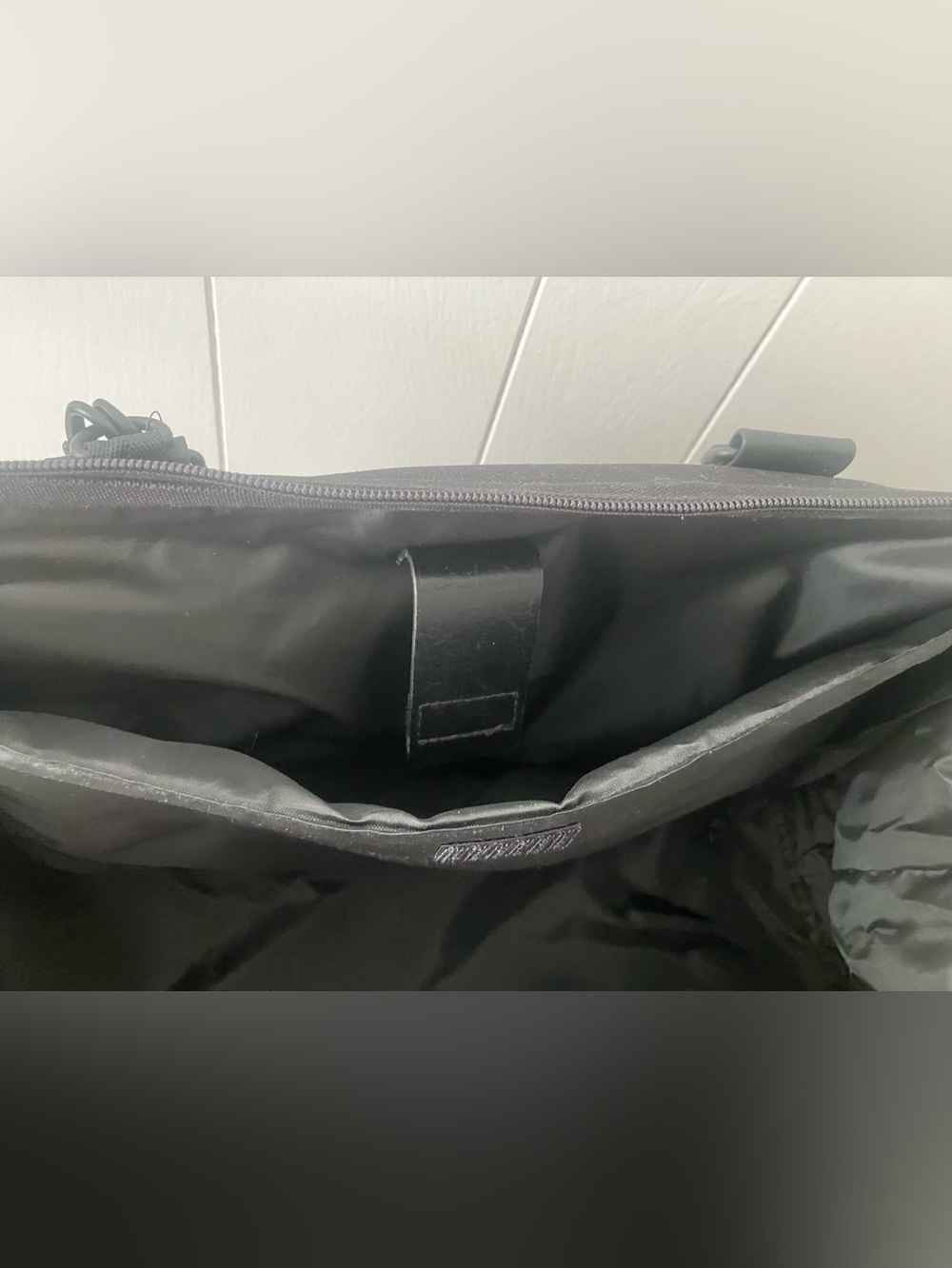Beis Weekender Bag in Black - Picture 6 of 15